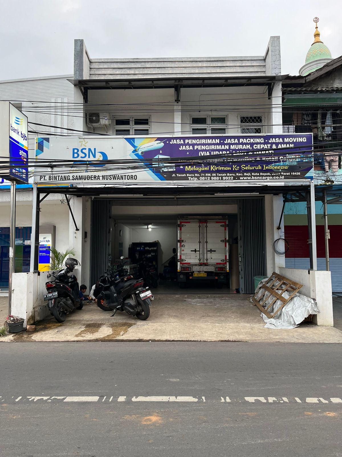 Kantor & Gudang BSN Cargo